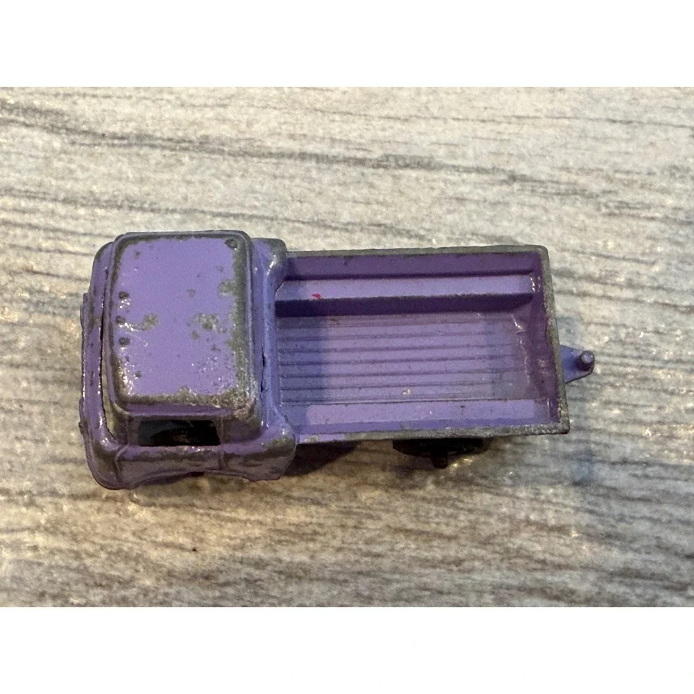 Tootsie‎ Toy Jeep Truck Purple No 64 Diecast Metal Chicago IL USA TootsieToy 60s